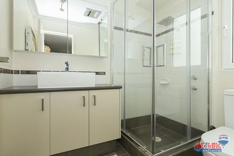 Property photo of 9 Merrivale Circle Tapping WA 6065