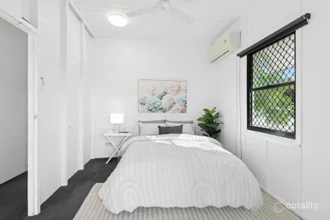 Property photo of 12 Lucas Street Berserker QLD 4701