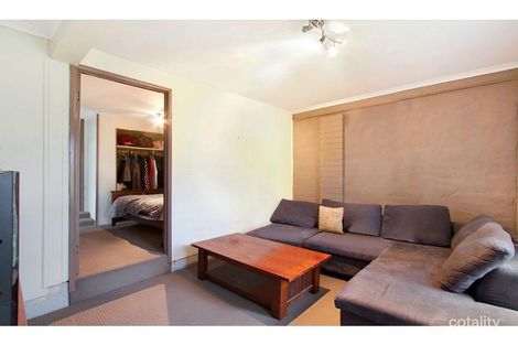 Property photo of 30 Grevillea Drive Varsity Lakes QLD 4227