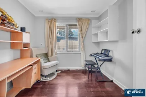 Property photo of 20 Foxwood Way Langford WA 6147