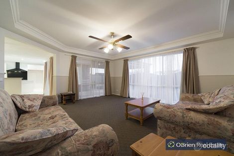 Property photo of 2 Makitti Close Tooradin VIC 3980