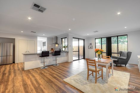 26a Agincourt Dr, Forrestfield, WA 6058