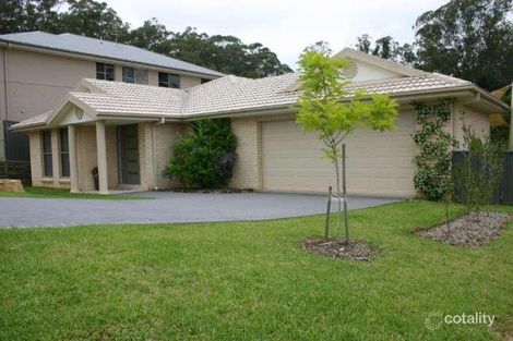 Property photo of 12 Bellbower Close Green Point NSW 2251