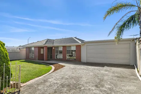 Property photo of 61 Shakespeare Drive Delahey VIC 3037