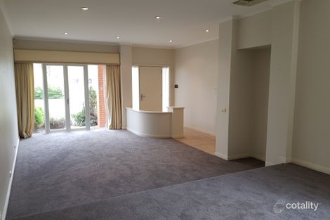 Property photo of 4 Taroona Place Port Melbourne VIC 3207