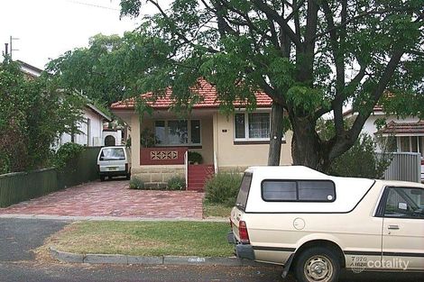 57 Gwenyfred Rd, Kensington, WA 6151