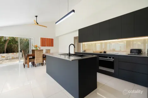 Property photo of 5 Julie Court Mooloolaba QLD 4557