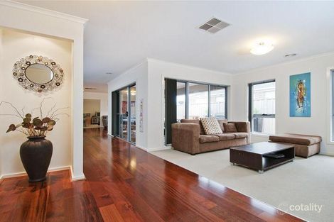 Property photo of 64 Bushlark Crescent Williams Landing VIC 3027