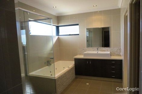 Property photo of 3 Weyba Turn Ellenbrook WA 6069