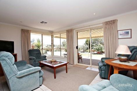 Property photo of 8 Dune Court Normanville SA 5204