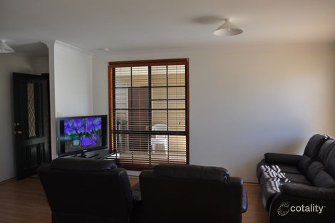 Property photo of 10 Colebee Crescent Hassall Grove NSW 2761