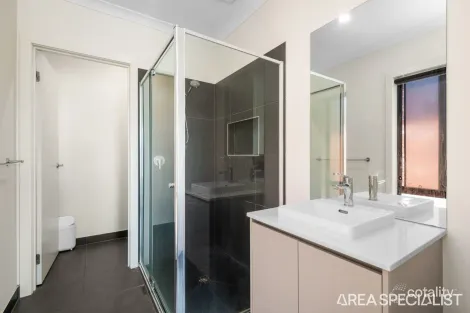 Property photo of 27 Worn Road Charlemont VIC 3217