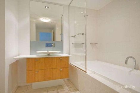 Property photo of LOT 3302/2 Ephraim Island Paradise Point QLD 4216