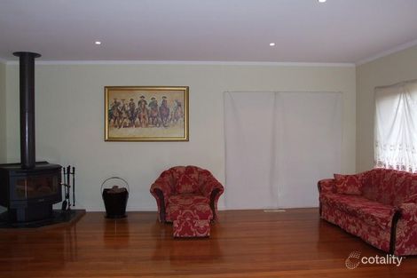 Property photo of 26 Strathtulloh Circuit Strathtulloh VIC 3338