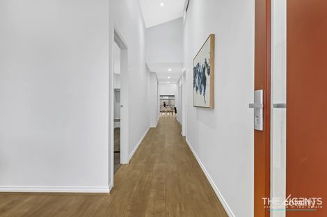 Property photo of 33 Escapade Street Tarneit VIC 3029