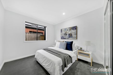 Property photo of 33 Escapade Street Tarneit VIC 3029