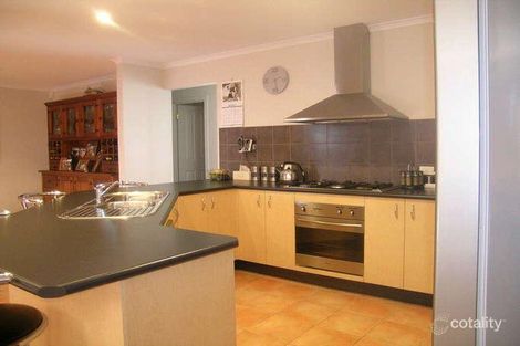 Property photo of 4 Jude Place Narre Warren South VIC 3805