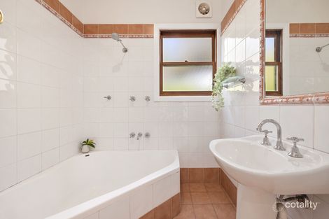 Property photo of 4 Hargraves Street Allambie Heights NSW 2100