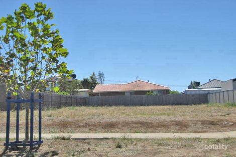 12 Landsbourgh Ave, Taylors Lakes, VIC 3038