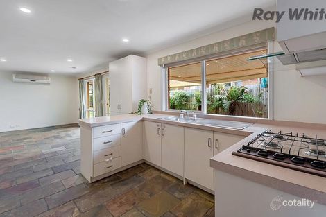 Property photo of 17 Poltava Walk Delahey VIC 3037