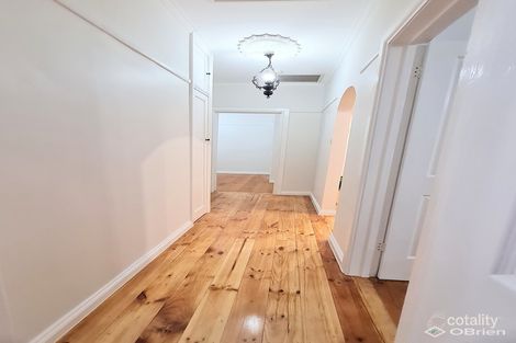 Property photo of 35 Kynoch Street Deer Park VIC 3023