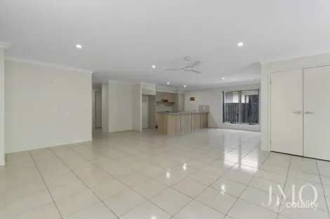 Property photo of 22 Oscar Close Ormeau QLD 4208