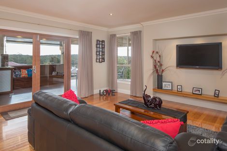 Property photo of 16 Irrabella Place Kangaroo Flat VIC 3555