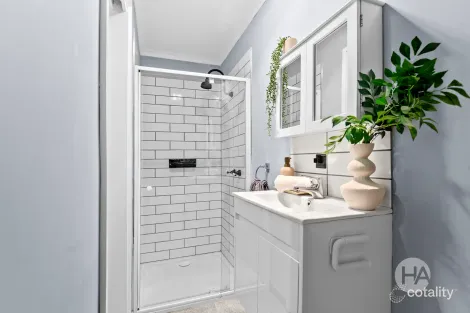 Property photo of 1/2 George Street Somerville VIC 3912