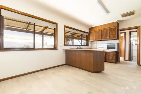 Property photo of 60 Eleventh Street Mildura VIC 3500
