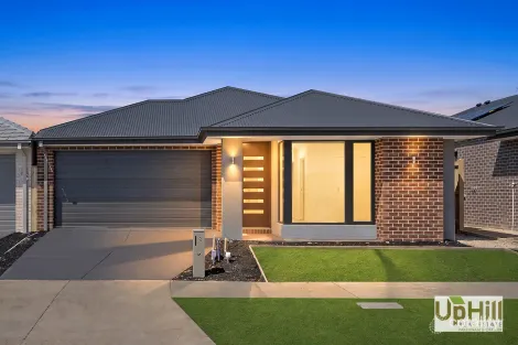 3 Lilly Pilly Pkwy, Clyde, VIC 3978