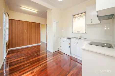 Property photo of 385 Broadwater Road Mansfield QLD 4122