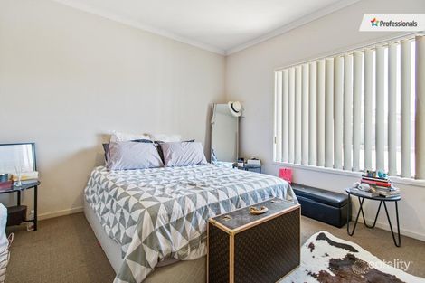 Property photo of 25/17 Crestmont Drive Melton South VIC 3338