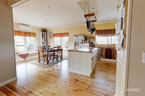 Property photo of 8 Mt Tarrengower Road Maldon VIC 3463