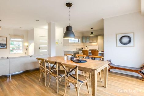Property photo of 2/8 Moffatt Crescent Hoppers Crossing VIC 3029