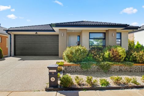 15 Becontree Cres, Strathtulloh, VIC 3338