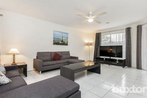 Property photo of 8 Maple Place Waurn Ponds VIC 3216