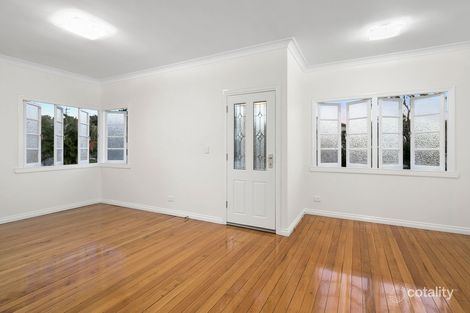 Property photo of 14 Wylie Avenue Coorparoo QLD 4151