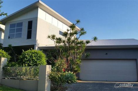 2/3 Valbonne Ave, Varsity Lakes, QLD 4227