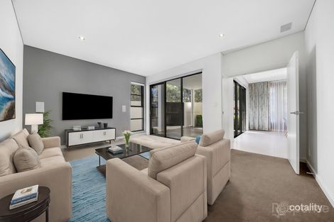 Property photo of 16 Lakeside Crescent Norwest NSW 2153