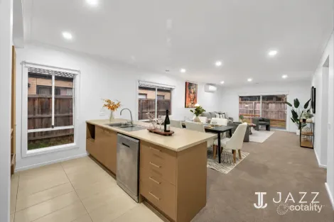Property photo of 61 Barnstormer Boulevard Point Cook VIC 3030