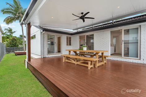 Property photo of 17 Beaconsfield Drive Burleigh Waters QLD 4220