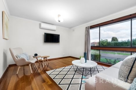Property photo of 128 Warren Road Mordialloc VIC 3195