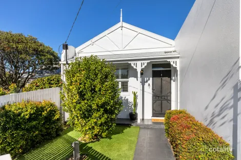 Property photo of 13 Russell Place Williamstown VIC 3016