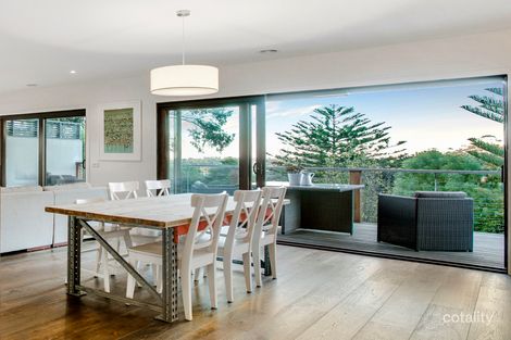 Property photo of 19 St Ives Grove Mount Martha VIC 3934
