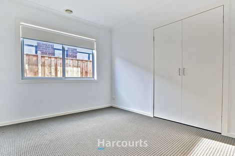 Property photo of 18 Verve Drive Officer VIC 3809