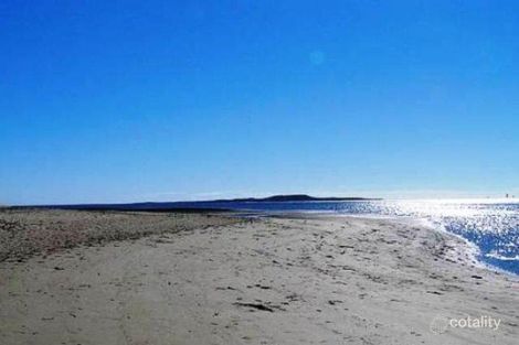 10 Jenny Lind Ct, Boyne Island, QLD 4680