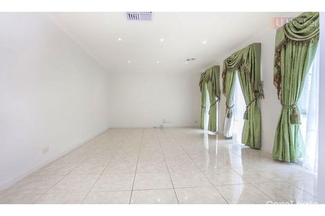 Property photo of 43 Rokeby Crescent Craigieburn VIC 3064