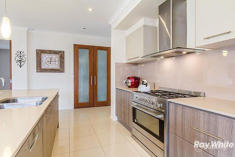 Property photo of 3 Chantenay Parade Cranbourne North VIC 3977