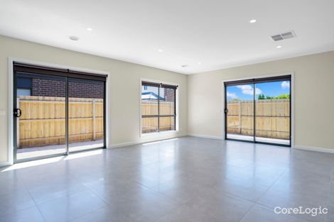 Property photo of 14 Kailash Road Werribee VIC 3030