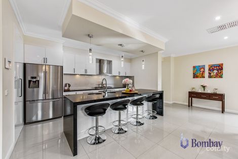 Property photo of 4 Hidcote Terrace Wollert VIC 3750